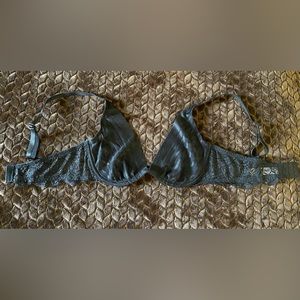 Sexy black bra, 34D, new without tags